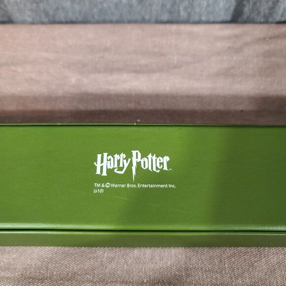 HARRY POTTER NOBLE COLLECTIONS- Nymphadora Tonks Wand - Picture 9 of 9